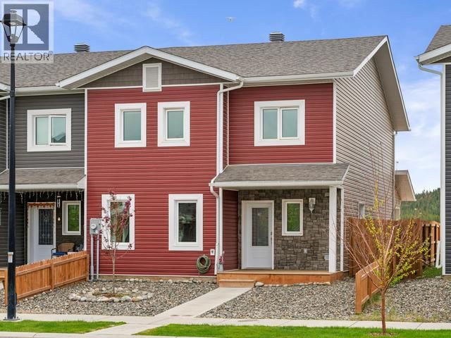 230 KENO WAY, Whitehorse, Yukon Y1A 0S4
