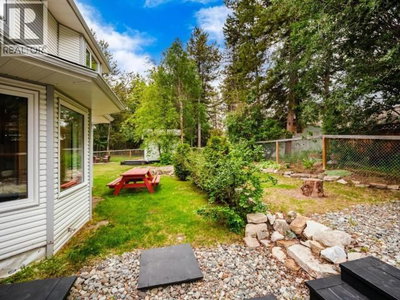 6 CARNELIAN COURT | Whitehorse Yukon | Slide Image Twenty-eight