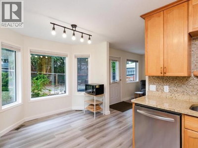 6 CARNELIAN COURT | Whitehorse Yukon | Slide Image Nine