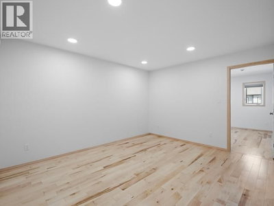 53 WYVERN AVENUE | Whitehorse Yukon | Slide Image Eighteen
