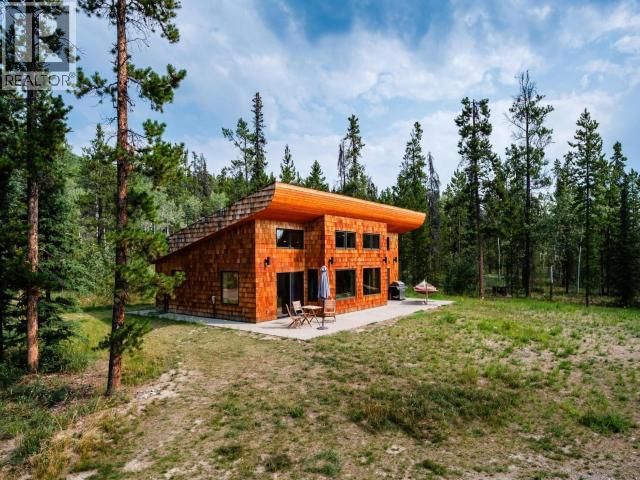 149 SPRINGER ROAD, Whitehorse North, Yukon Y1A 7A2