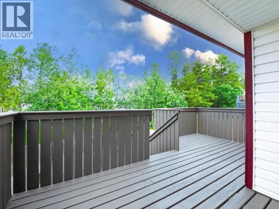 4 RUBY LANE | Whitehorse Yukon | Slide Image Seven