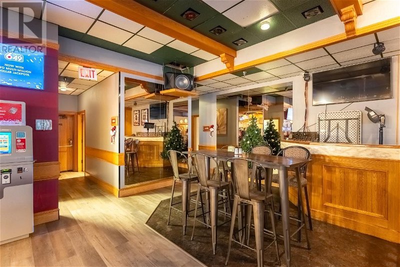 Image #1 of Restaurant for Sale at 305 Brooke Drive, Chase, British Columbia