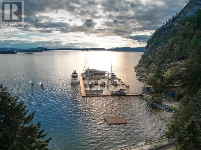 22 SARAH POINT ROAD Image 1