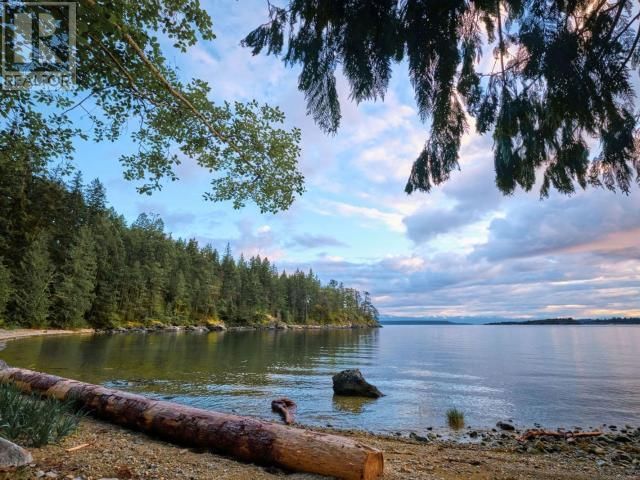22 SARAH POINT ROAD Image 15