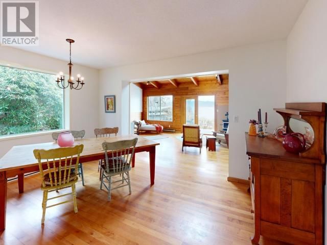10989 DUNLOP ROAD Image 21