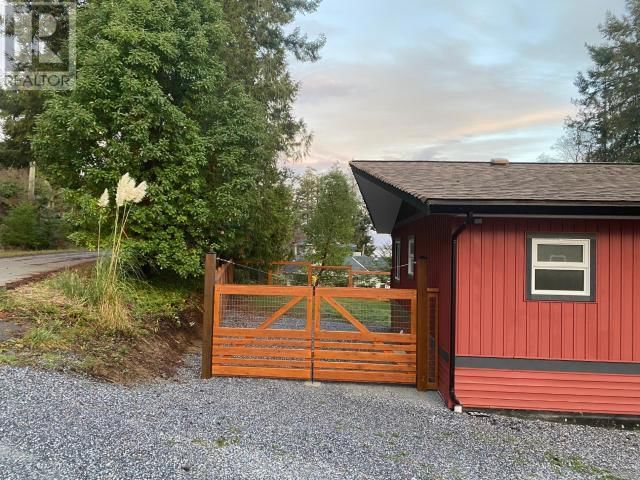 2545 SMELTER AVE Image 28