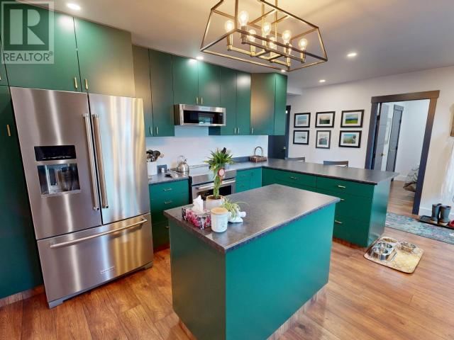 2545 SMELTER AVE Image 9