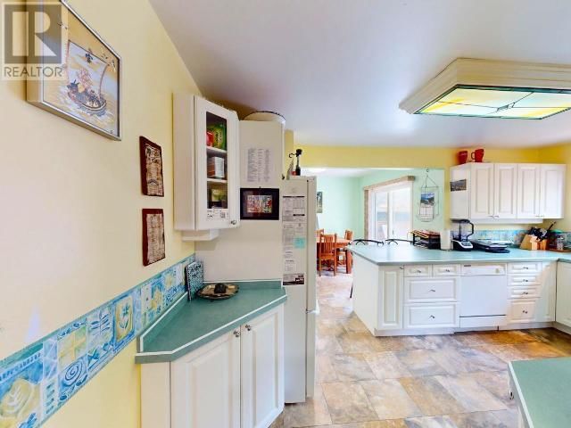 5385 EARL STREET Image 12