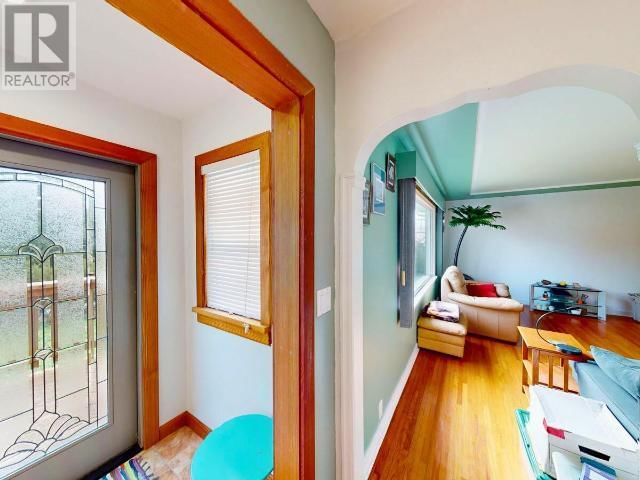 5385 EARL STREET Image 23