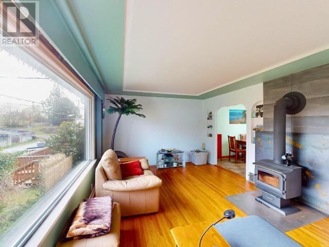 5385 EARL STREET Image 4