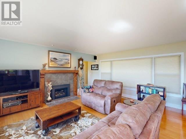 7457 HIGHWAY 101 Image 8