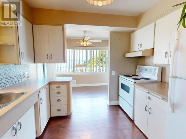 4467 OMINECA AVE Image 4