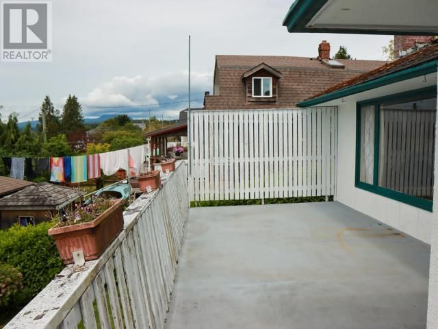 4467 OMINECA AVE Image 44