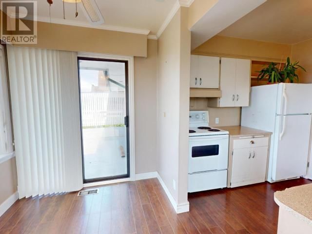 4467 OMINECA AVE Image 8