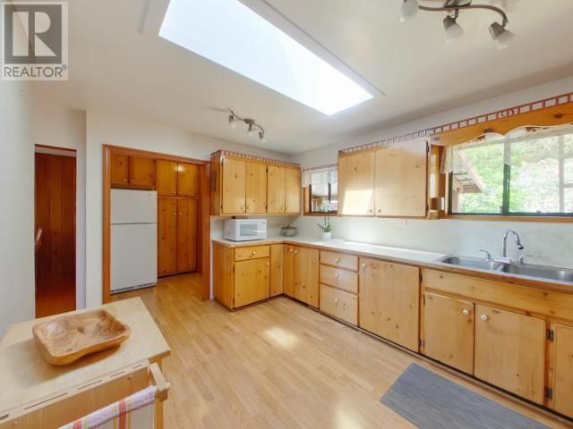 3872 HIGHWAY 101 Image 4