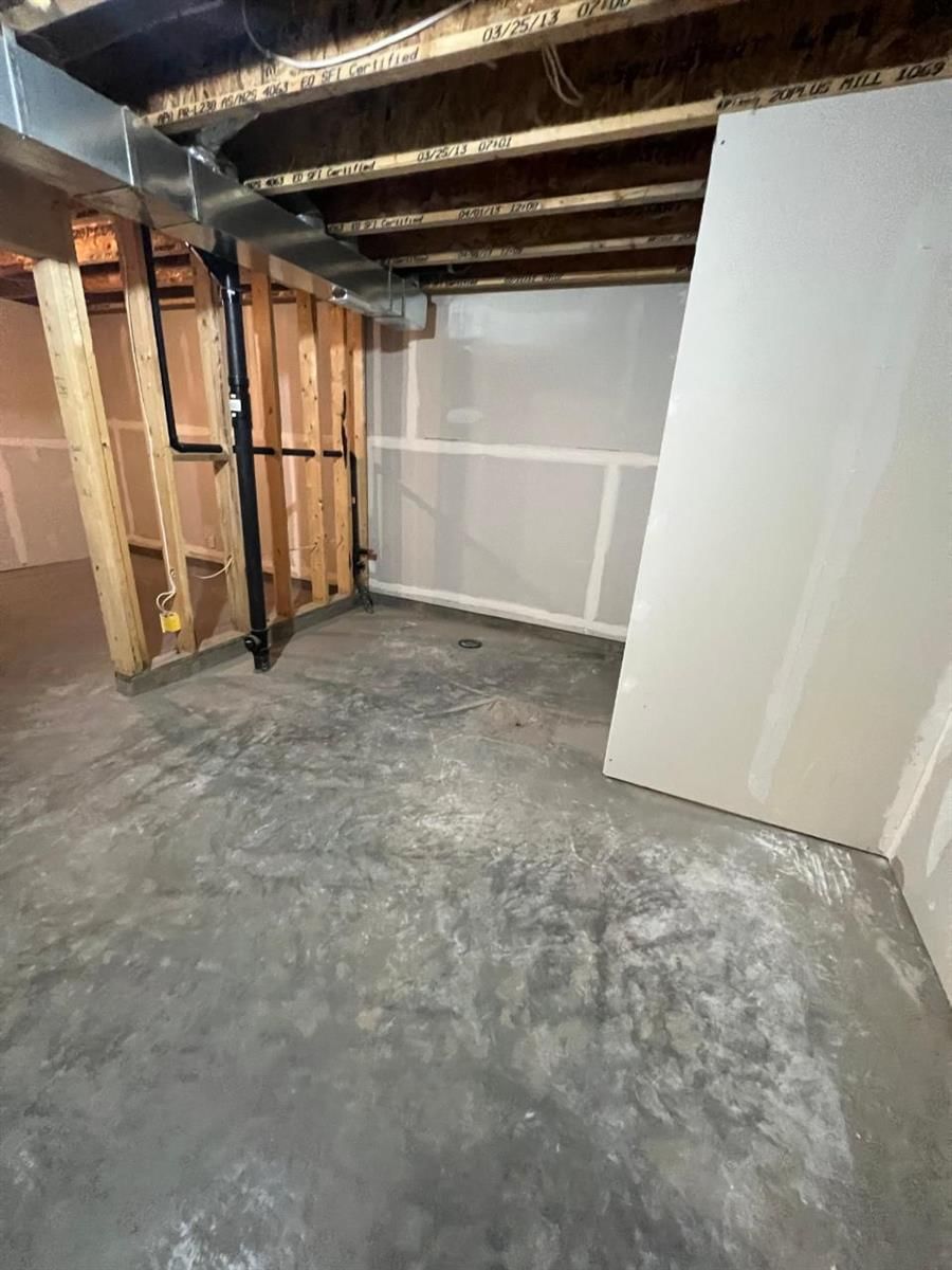 Listing Image 45