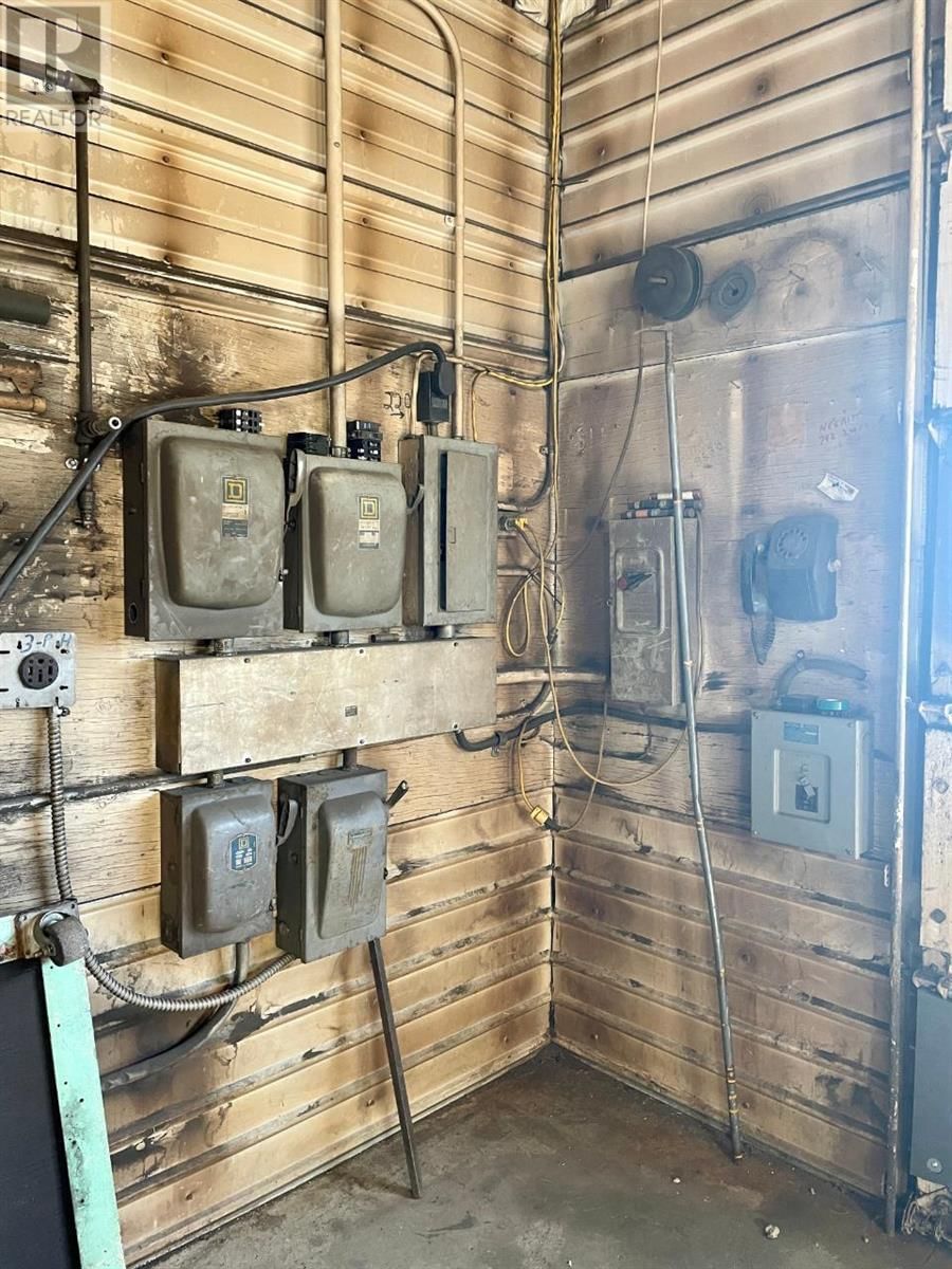 Listing Image 13