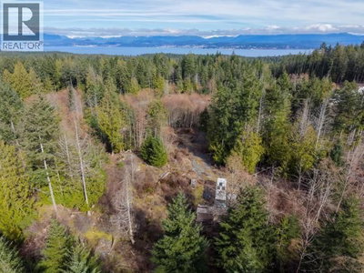 4728 MARJORIE ROAD | Texada Island British Columbia | Slide Image Three