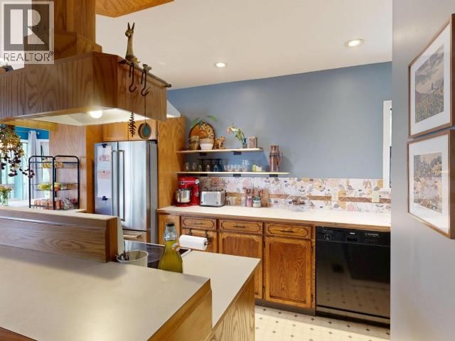 4739 HARVIE AVE Image 8