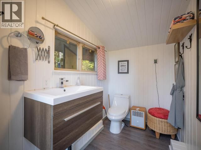 1819 ROBERTS ROAD Image 76