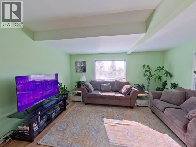 4570 MICHIGAN AVE Image 19