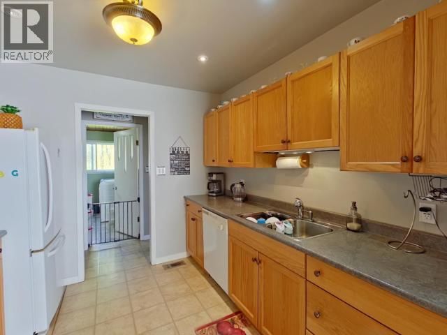 4570 MICHIGAN AVE Image 8