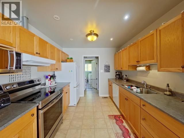 4570 MICHIGAN AVE Image 9