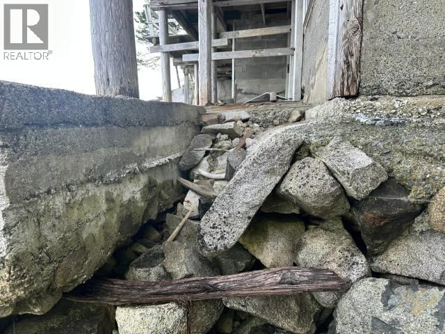 2617 SMELTER AVE Image 25