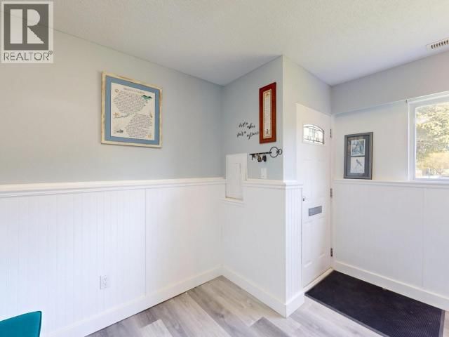 4859 BOWNESS AVE Image 14