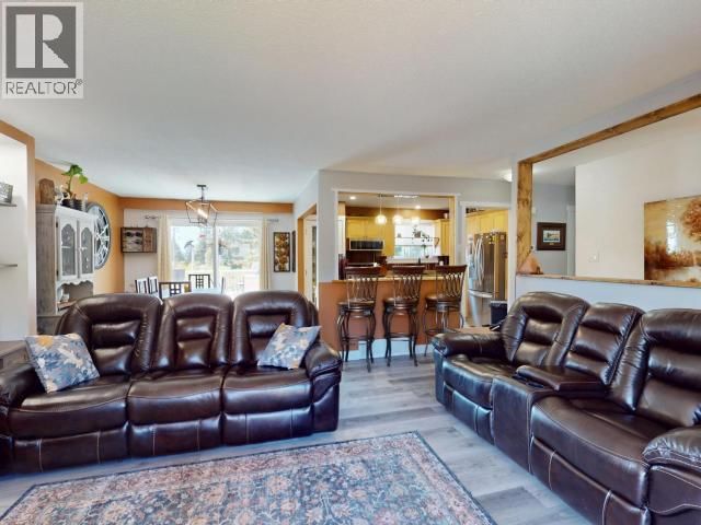 4859 BOWNESS AVE Image 27