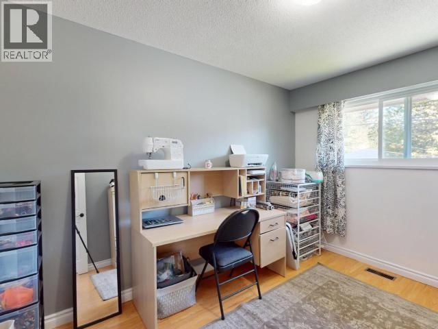 4859 BOWNESS AVE Image 46