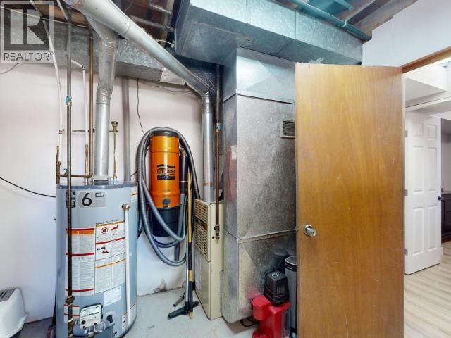 4859 BOWNESS AVE Image 56