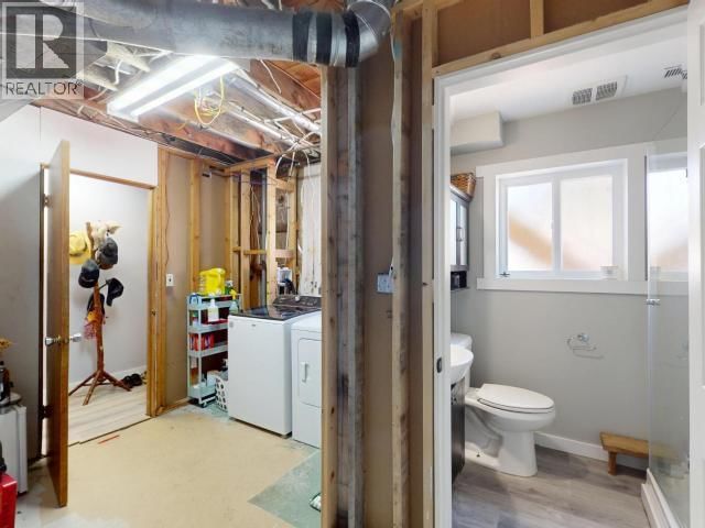 4859 BOWNESS AVE Image 57