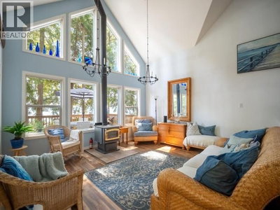 2902 ARBUTUS LANE | Savary Island British Columbia | Slide Image Six