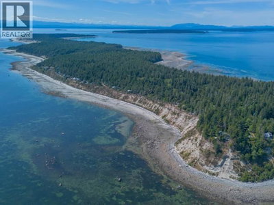 2902 ARBUTUS LANE | Savary Island British Columbia | Slide Image Seventy-five