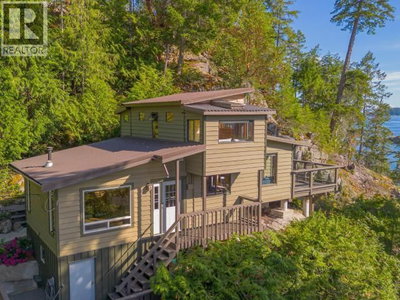 9951 FINN BAY RD | Powell River British Columbia | Slide Image Seven