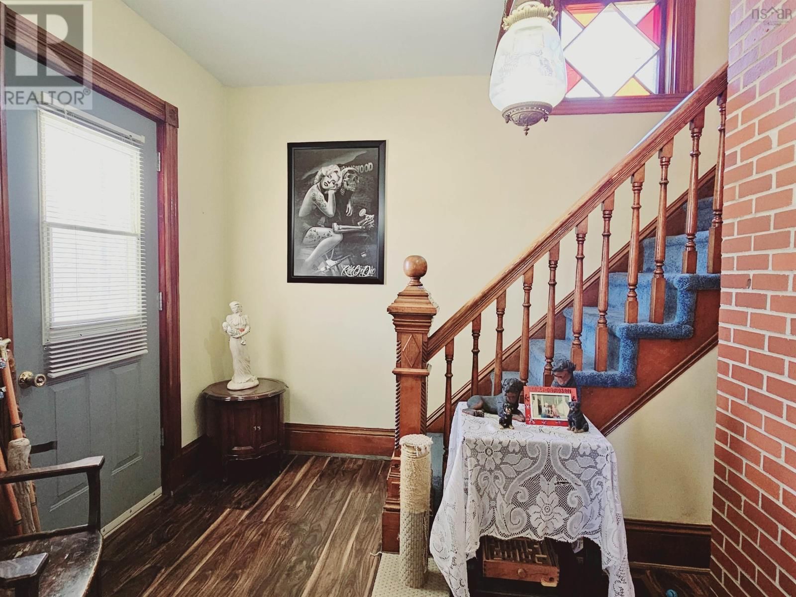 141 RIVER HEAD ROAD Image 15