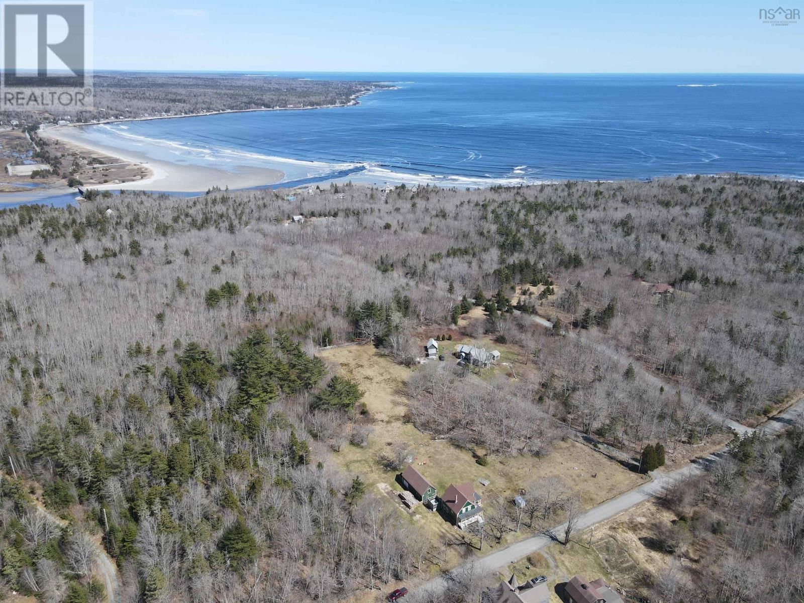 141 RIVER HEAD ROAD Image 43