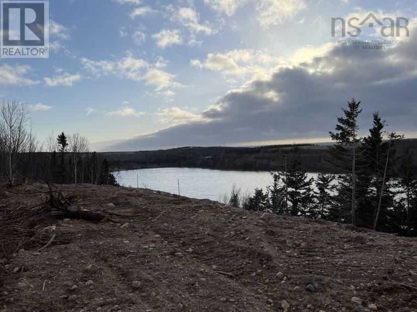  Carding Mill Road, Grand Étang, Nova Scotia B0E 1L0