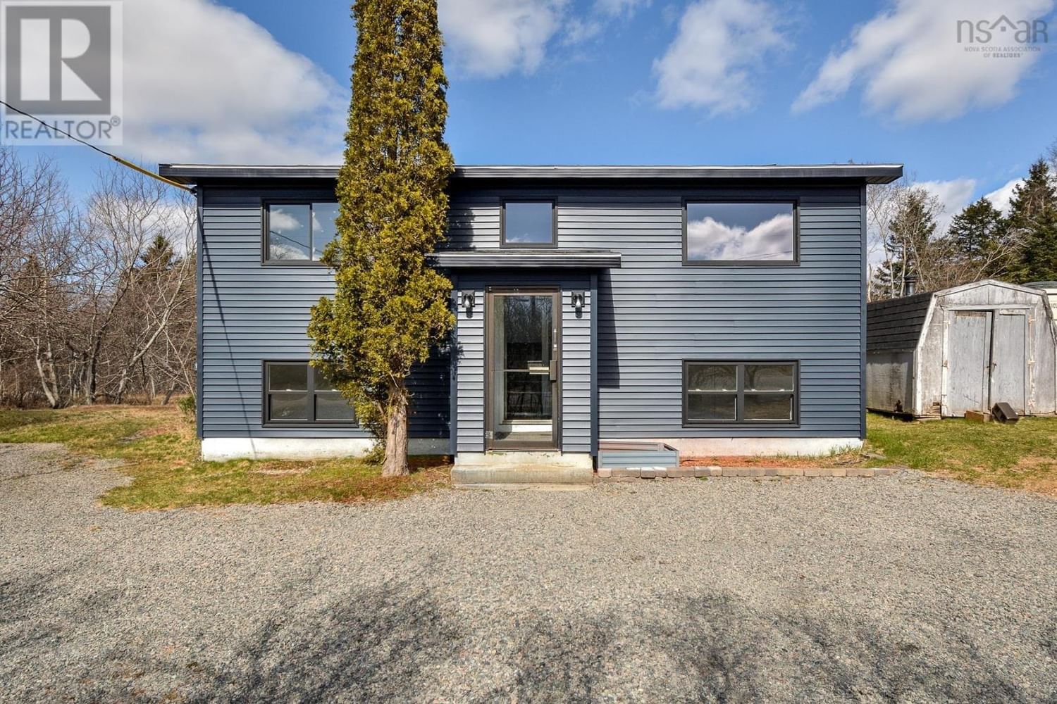 Buy Apartment Building for Sale at 25 Lakeview Drive in Howie Centre