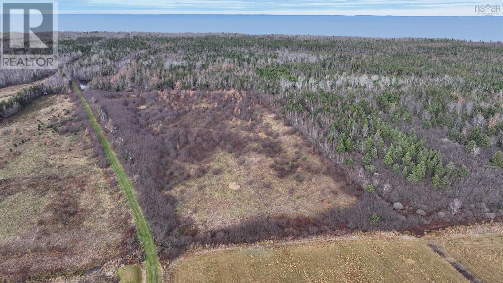 1659 FOX HARBOUR ROAD Image 27