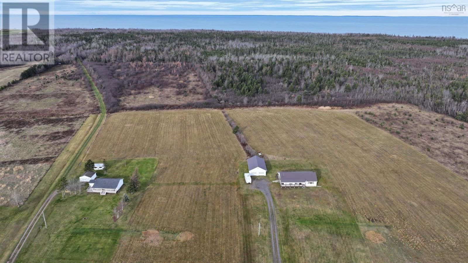 1659 FOX HARBOUR ROAD Image 6