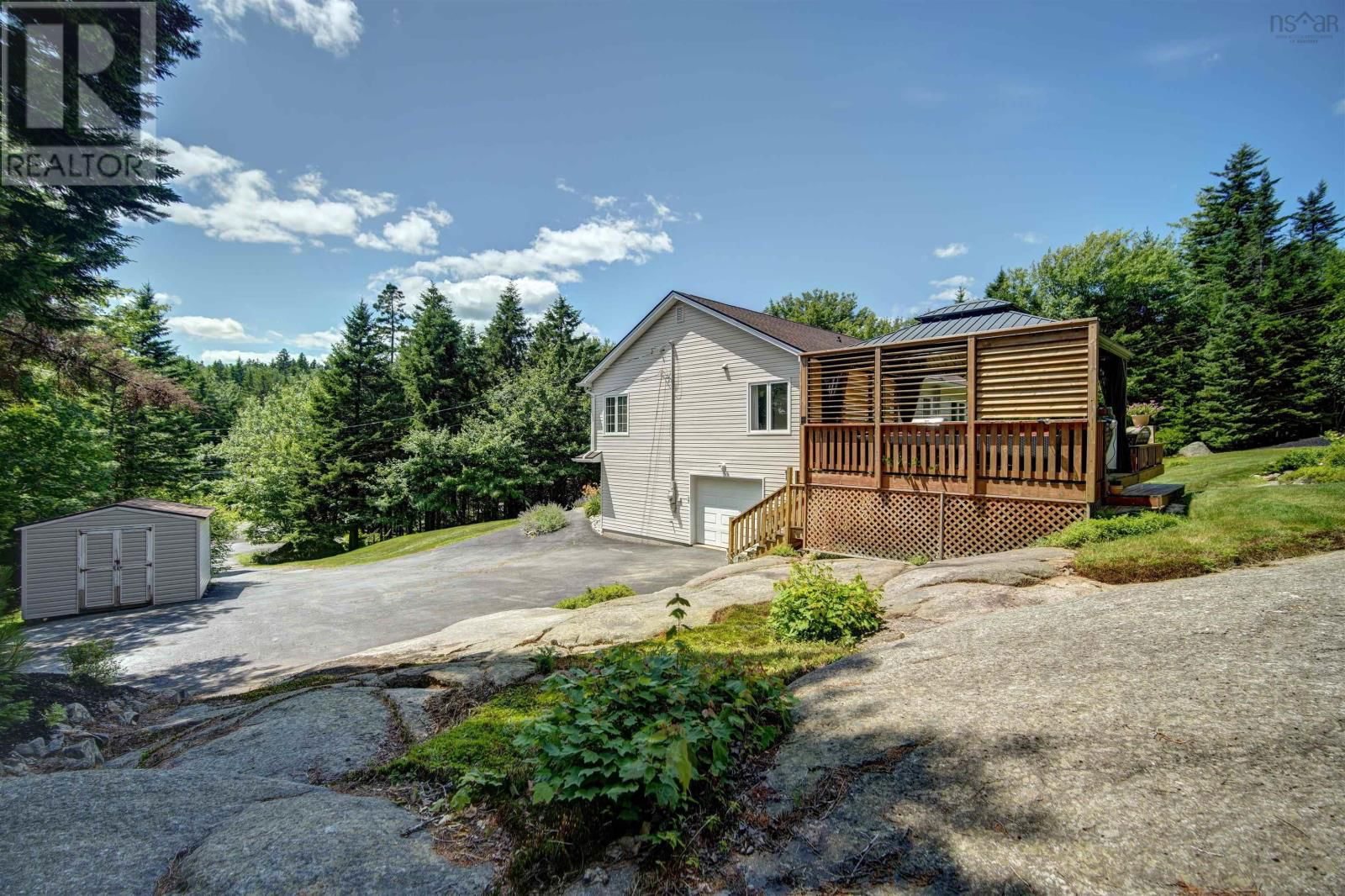 292 Kingswood Drive Image 39