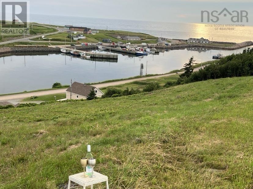  Old Cabot Trail, Grand Étang, Nova Scotia B0E 1L0