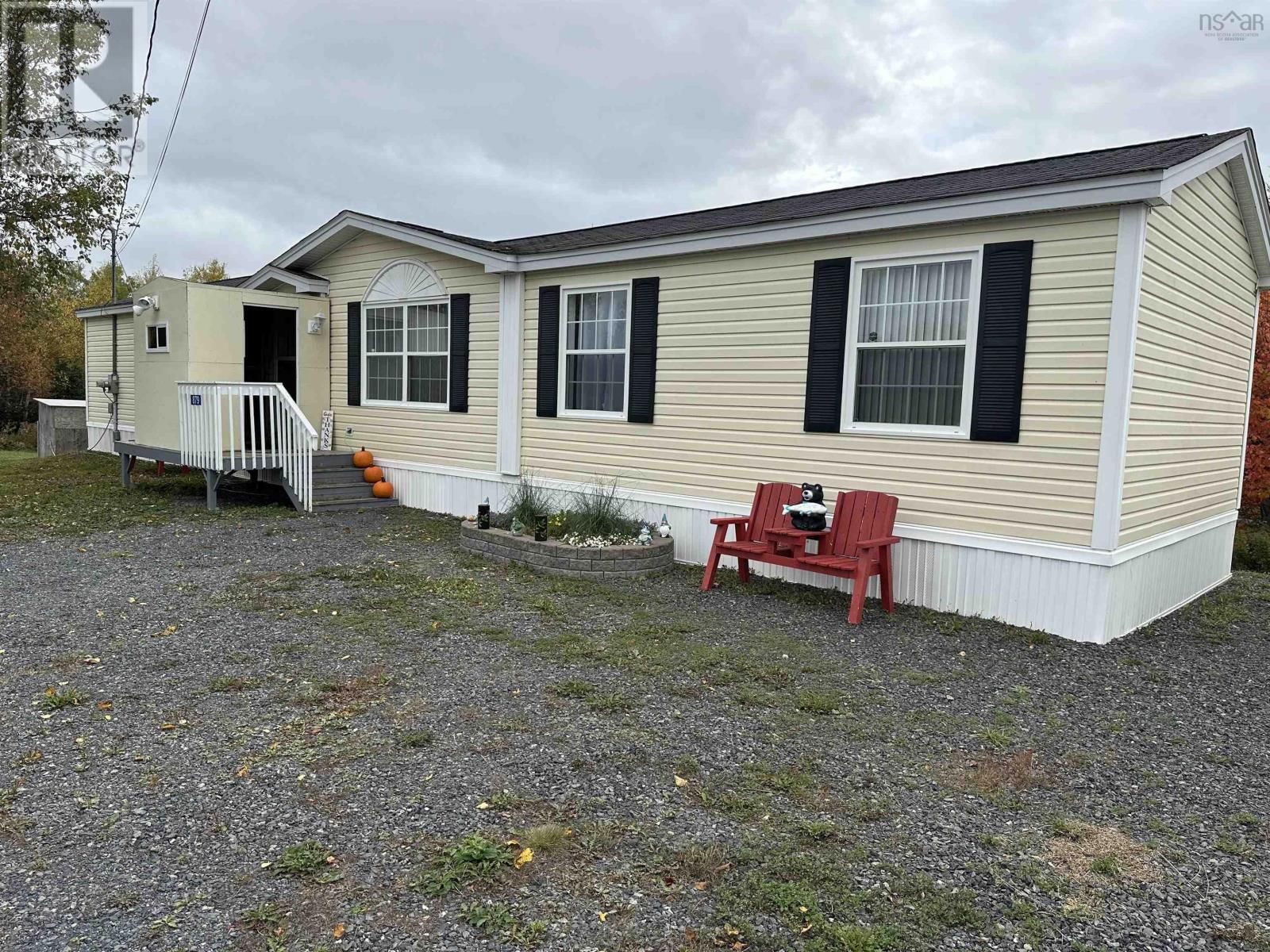879 16 HIGHWAY Image 6