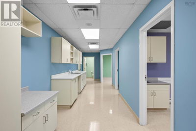 Image #1 of Commercial for Sale at 629 5991 Spring Garden Road, Halifax, Nova Scotia