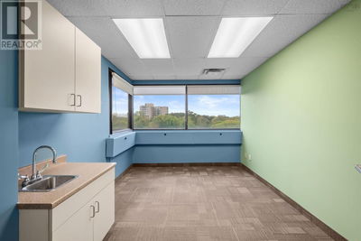 Image #1 of Commercial for Sale at 629 5991 Spring Garden Road, Halifax, Nova Scotia