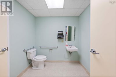 Image #1 of Commercial for Sale at 629 5991 Spring Garden Road, Halifax, Nova Scotia