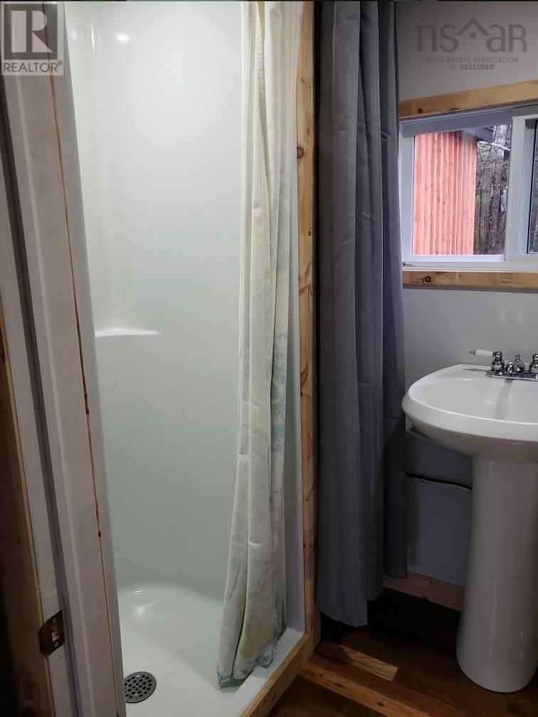 1110 MARGO ROAD Image 15